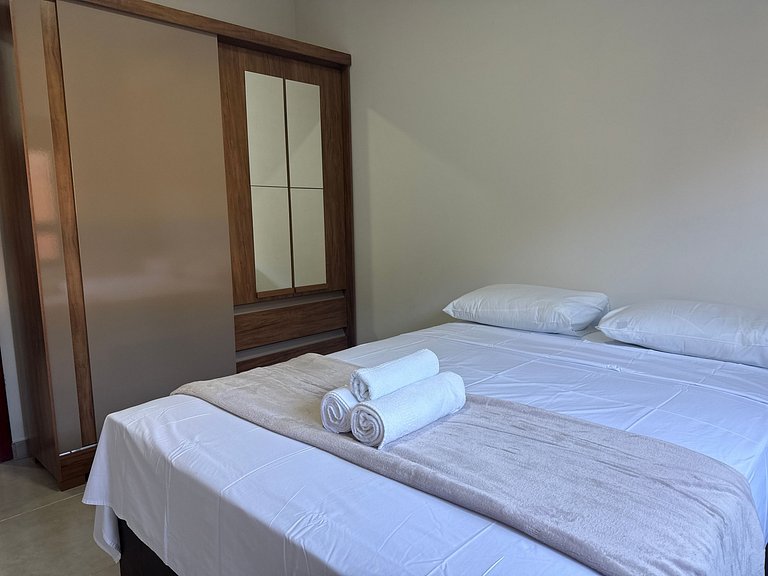 Apto c/ churrasq. gourmet nos Ingleses SJS0008