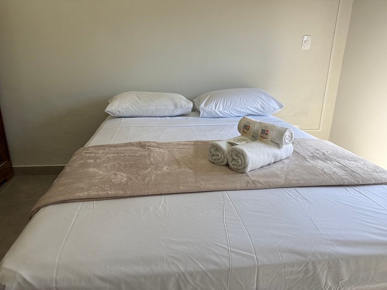 Apto c/ churrasq. e varanda nos Ingleses SJS0009