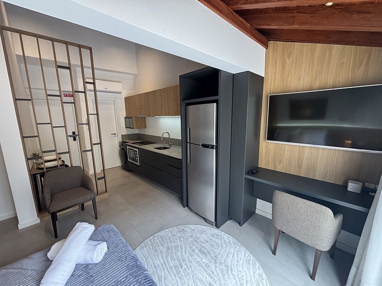 Studio con balcón privado en Floripa CMA0201