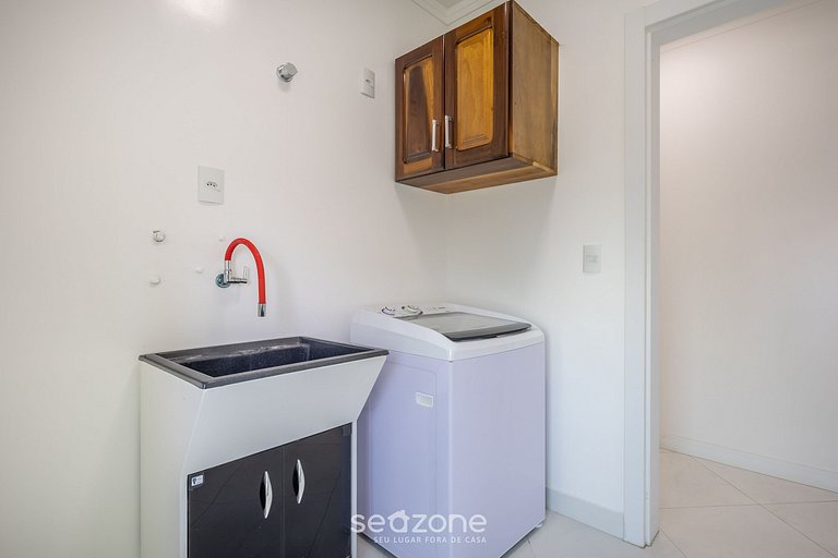 Depto. c/ parrilla a 450 m de la playa SIT1202