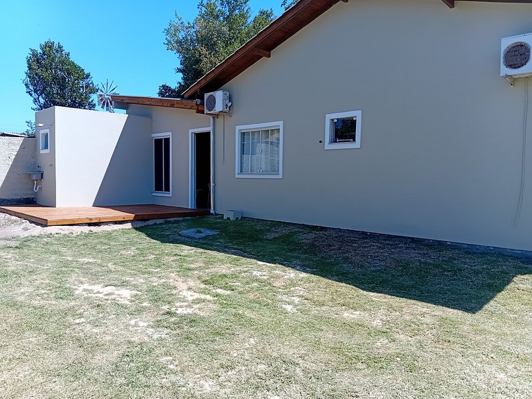 Casa con 2 Dormitorios y Barbacoa WIL0012