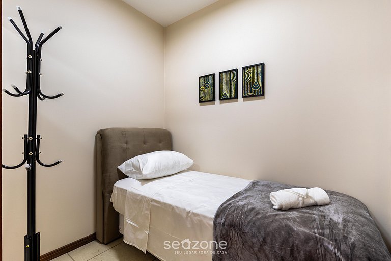 Apt a una cuadra del mar con parrilla ESA0304