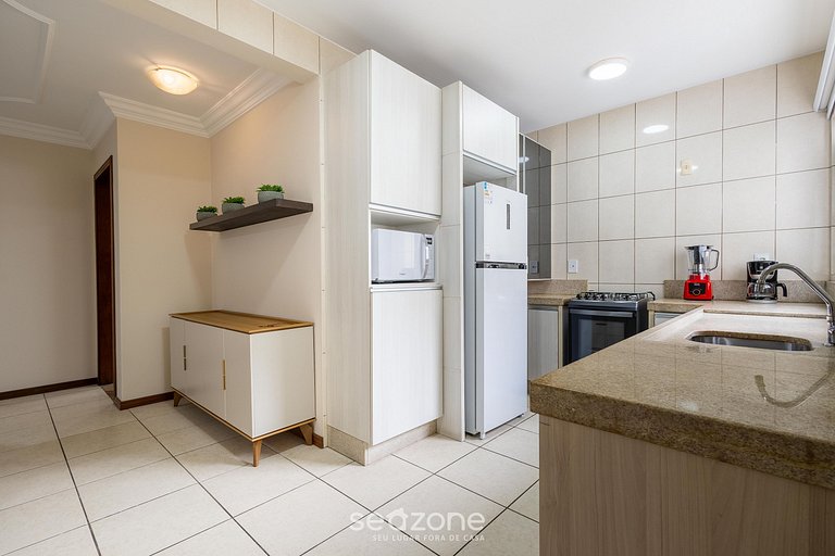 Apto Quadra Mar c/ Churrasqueira ESA0304