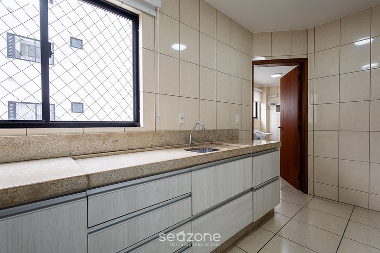 Apto Quadra Mar c/ Churrasqueira ESA0304