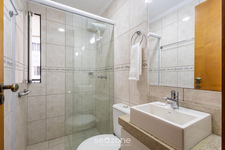 Apto Quadra Mar c/ Churrasqueira ESA0304