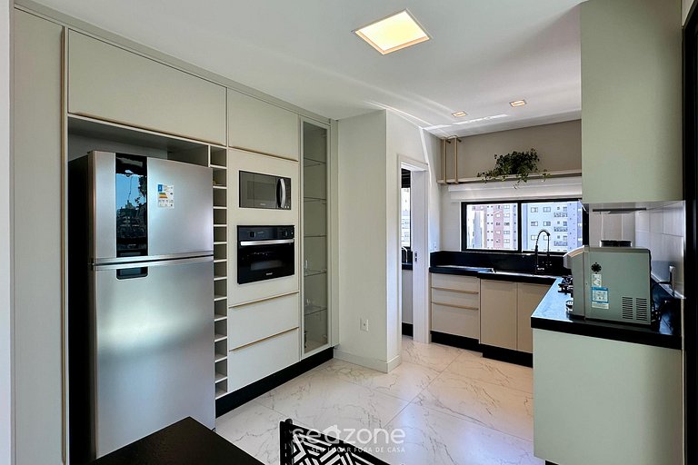 Apto c/ varanda gourmet a 700m da Praia BON1101