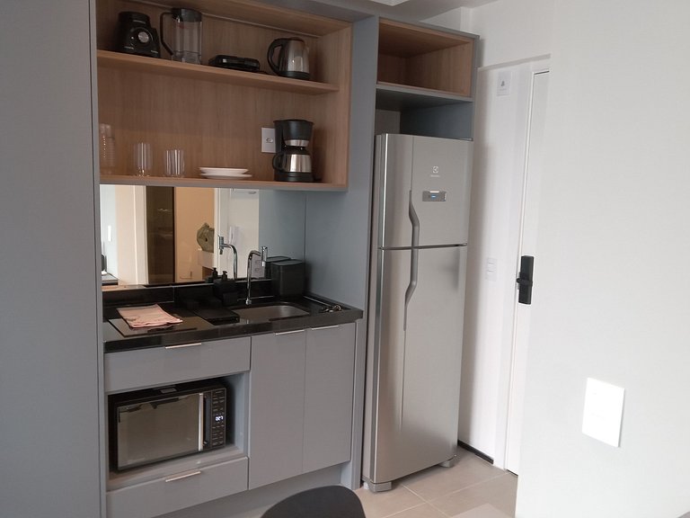 Studio em edf. c/ piscina, Jardim Paulista ONN0414