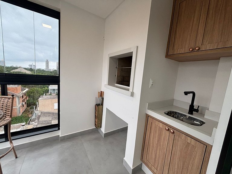 Apto c/churrasq. próx. da Praia em Perequê FEL0502