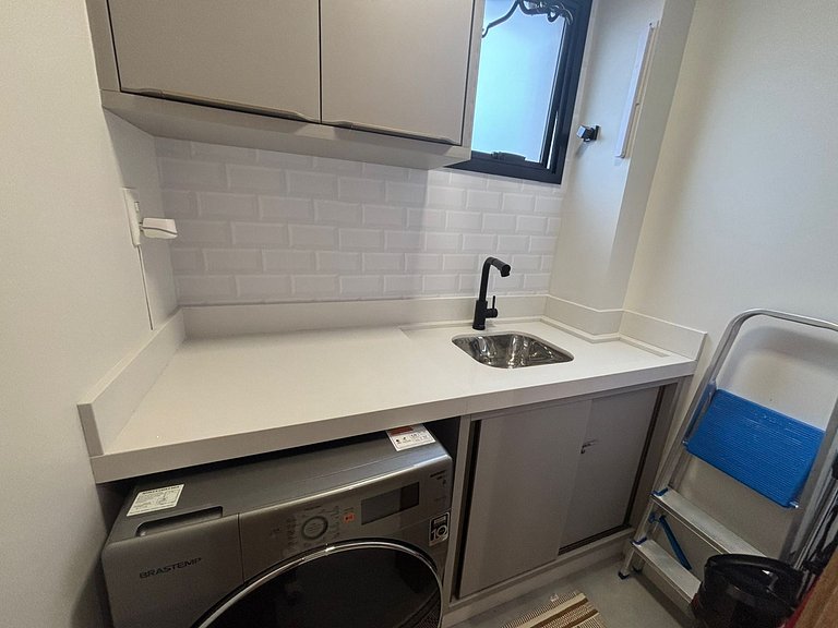 Apto c/churrasq. próx. da Praia em Perequê FEL0502