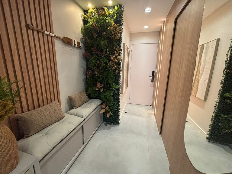 Apto c/churrasq. próx. da Praia em Perequê FEL0502