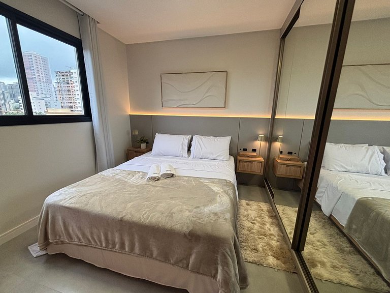 Apto c/churrasq. próx. da Praia em Perequê FEL0502