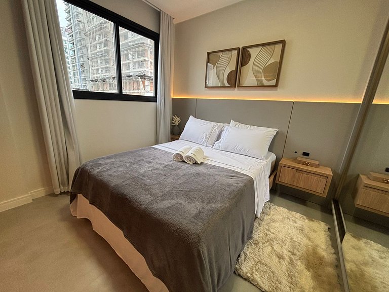 Apto c/churrasq. próx. da Praia em Perequê FEL0502