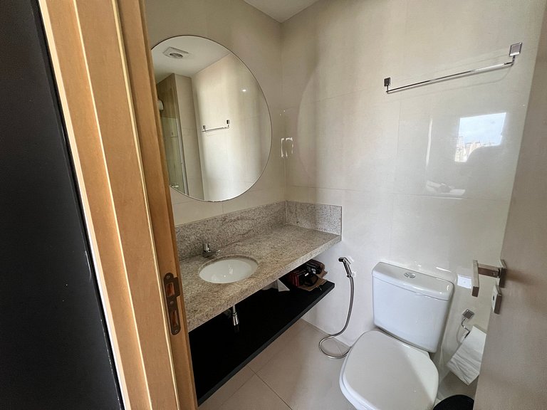 Apto c/ Vista Mar Parcial a 350m da Praia HPA904