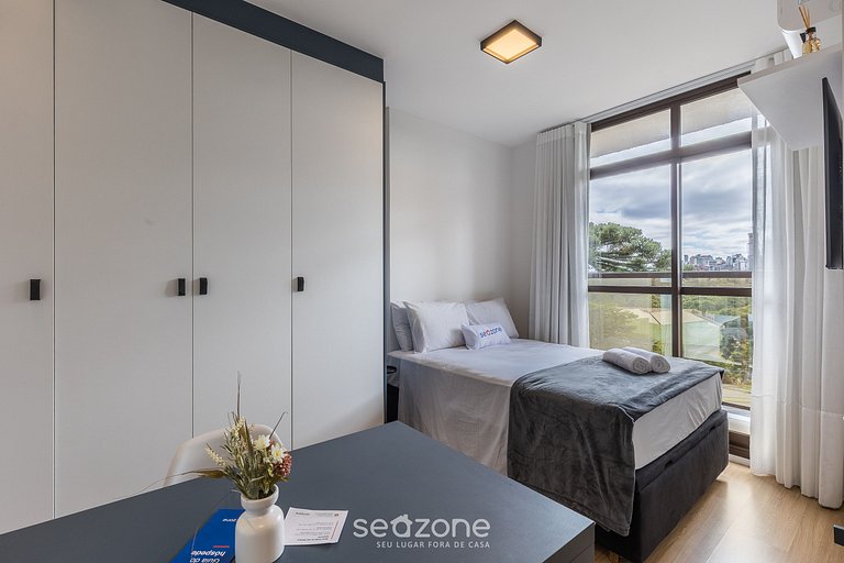 Estúdio em Cond. c/ Academia e Lavanderia ECO0304