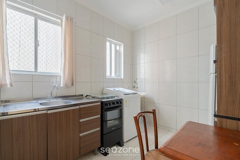 Lindo apto bem localizado a 2 min da praia ELM701