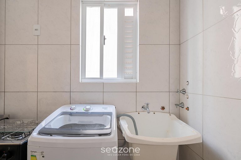 Lindo apto bem localizado a 2 min da praia ELM701