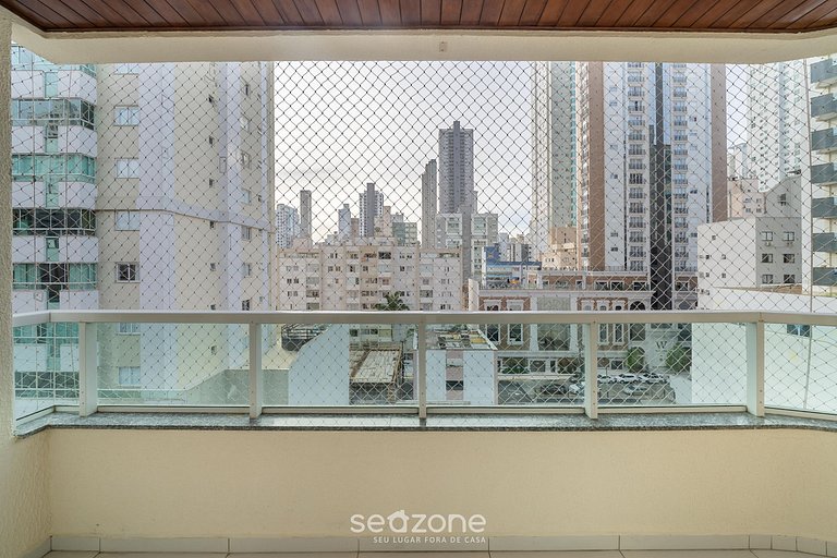 Lindo apto bem localizado a 2 min da praia ELM701