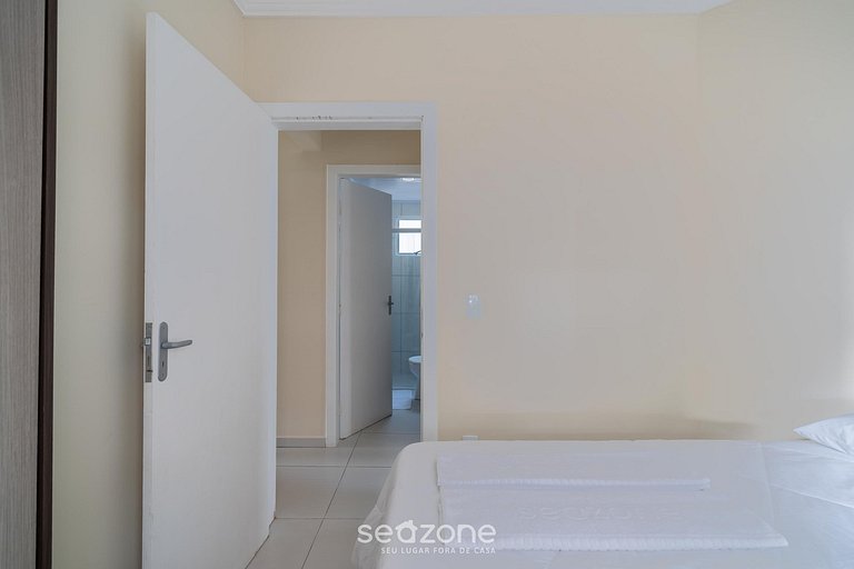 Lindo apto bem localizado a 2 min da praia ELM701