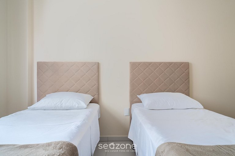 Lindo apto bem localizado a 2 min da praia ELM701