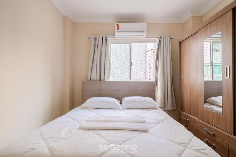 Lindo apto bem localizado a 2 min da praia ELM701