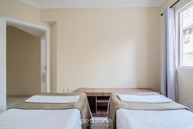 Lindo apto bem localizado a 2 min da praia ELM701