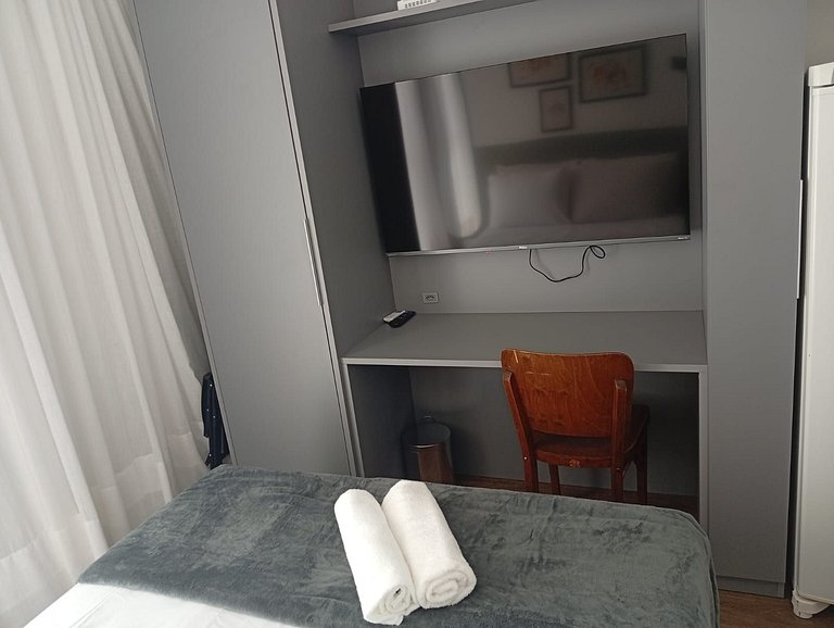 Estúdio Completo em Curitiba EMW0820