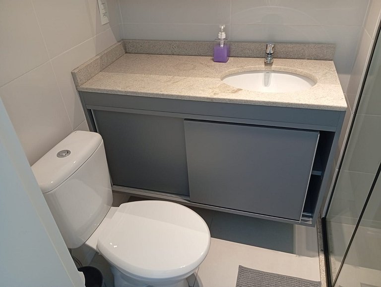 Estudio Completo en Curitiba EMW0820