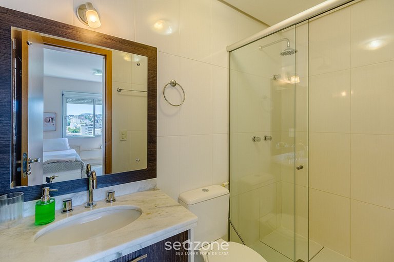 Apto 2 Quartos c/ Ar, Garagem em POA | RPS0903