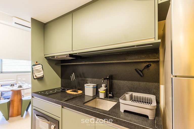 Studio em cond. c/ piscina a 300m do Metrô YHE0104