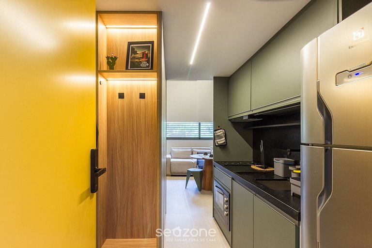 Studio em cond. c/ piscina a 300m do Metrô YHE0104