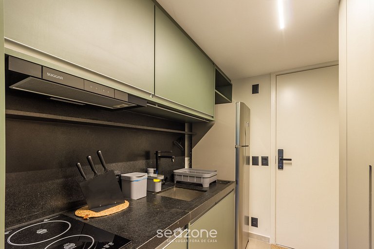 Studio em cond. c/ piscina a 300m do Metrô YHE0104