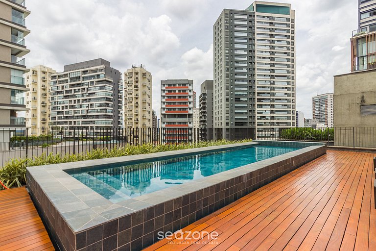 Acomodações modernas em prédio c/ piscina no coração de SP -