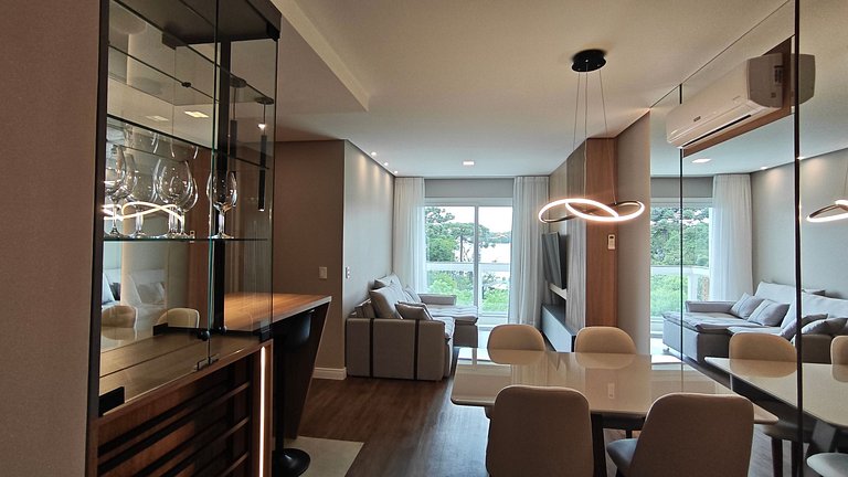 Apto a 260m do Mundo do Vapor DAH0312