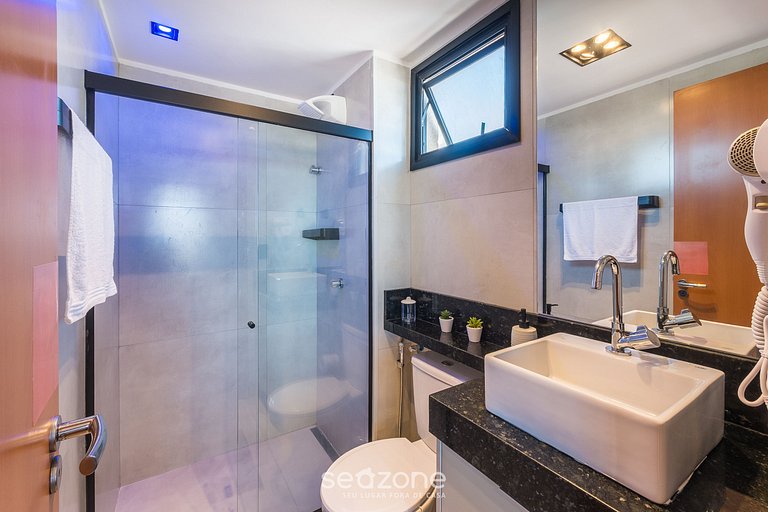 Studio c/ varanda e vista a 220m da Praia ONE0607