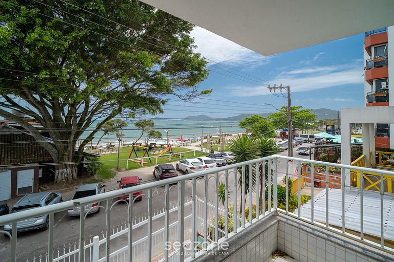 Apto c/ varanda, churrasqueira e vista mar RBV0103