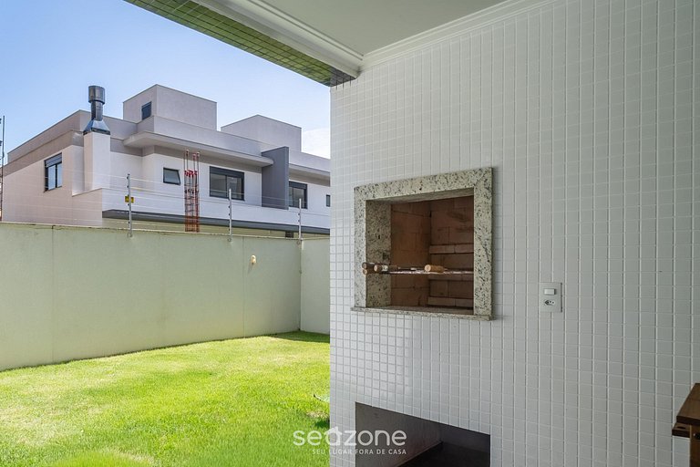 Apto c/ Churrasq. em Condo c/ Piscina RMM0107