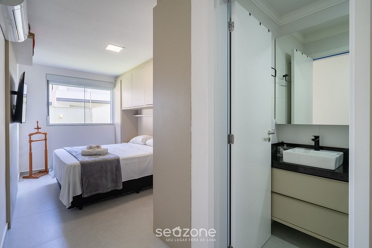 Apto c/ Parrilla en Condominio c/ Piscina RMM0107