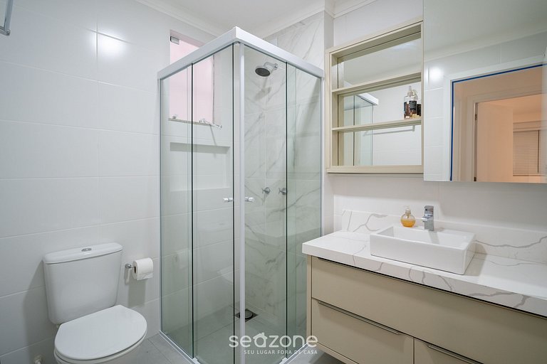 Apto c/ Churrasq. em Condo c/ Piscina RMM0107