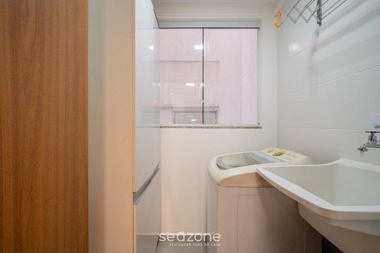 Apto c/ Parrilla en Condominio c/ Piscina RMM0107