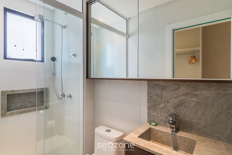 Apto c/ área gourmet a 300m da praia MTR1002