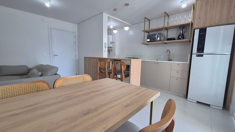 Apto c/ Churrasqueira a 200m da Praia PTC1304