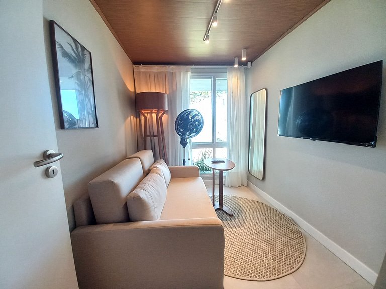 Apto em Cond. Beira-Mar FTS0010