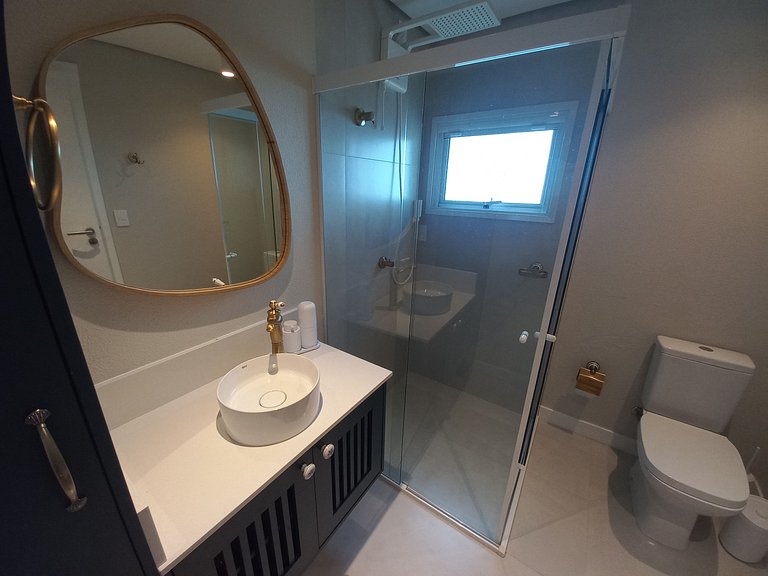 Apto em Cond. Beira-Mar FTS0010