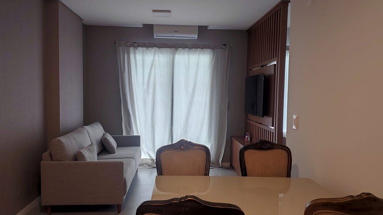 Studio em Meia Praia a 220m do Mar FFS1004