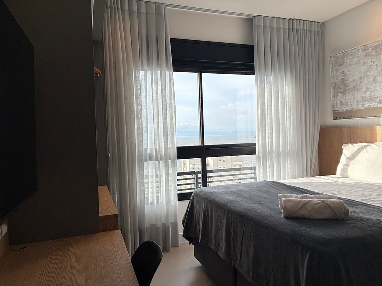 Estudio Completo con Vista al Mar EVD0603