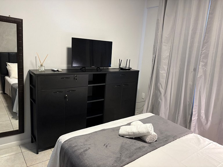 Apt 2 dorm 50m de la playa en el centro BC EAN0104