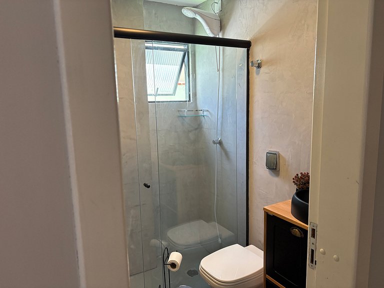 Apt 2 dorm 50m de la playa en el centro BC EAN0104