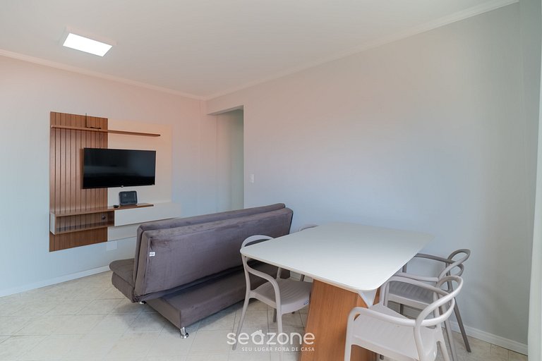 Departamento c/ balcón a pasos de la playa IDS0501