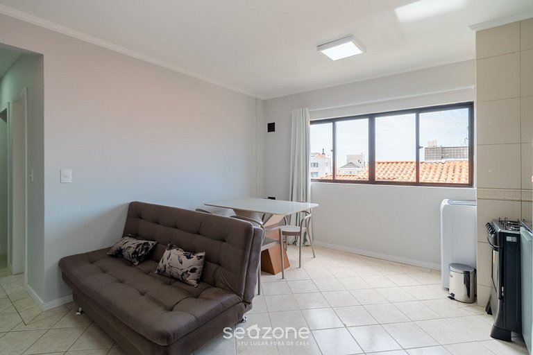 Departamento c/ balcón a pasos de la playa IDS0501