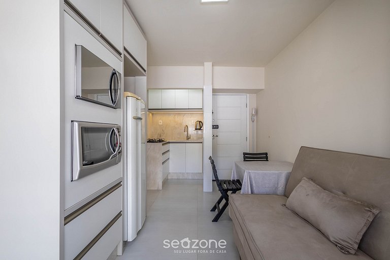 Apto a 160 m da Roda Gigante em BC - EPJ0601